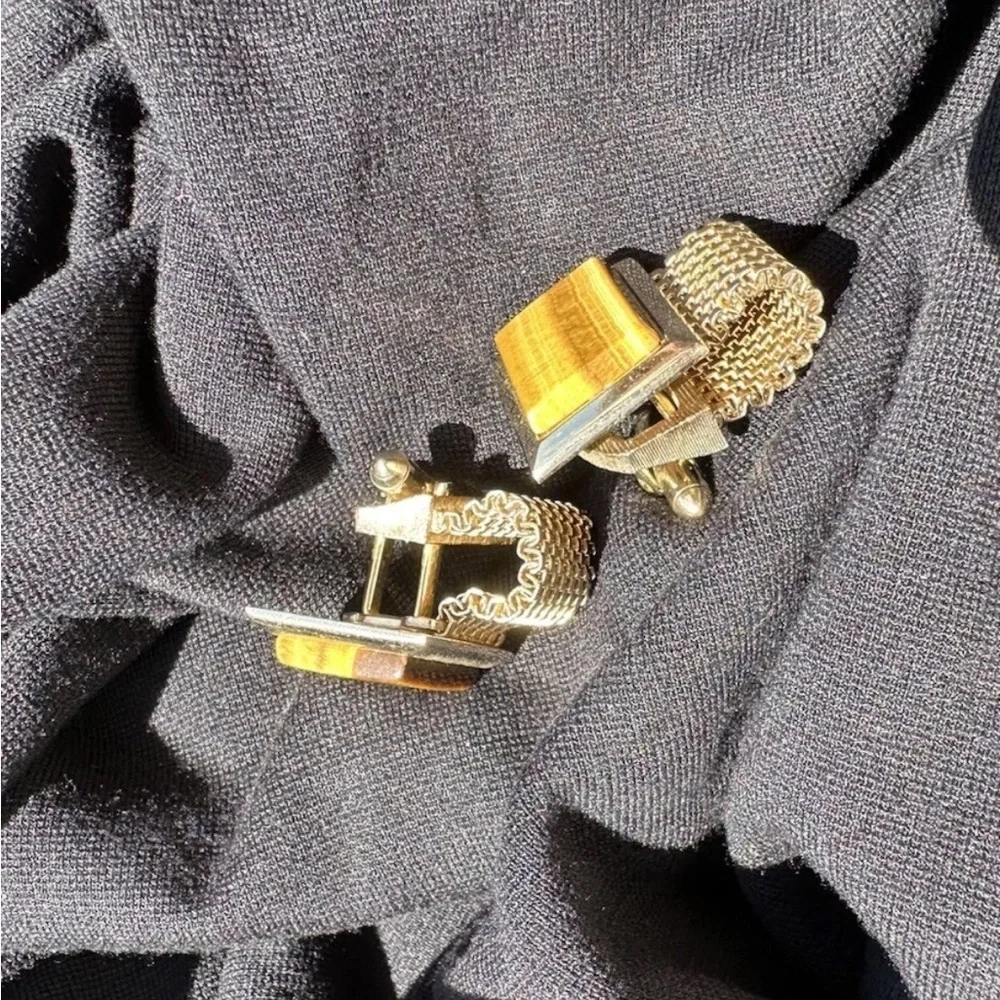 Elegant Gold and Brown tiger eye Cufflinks
